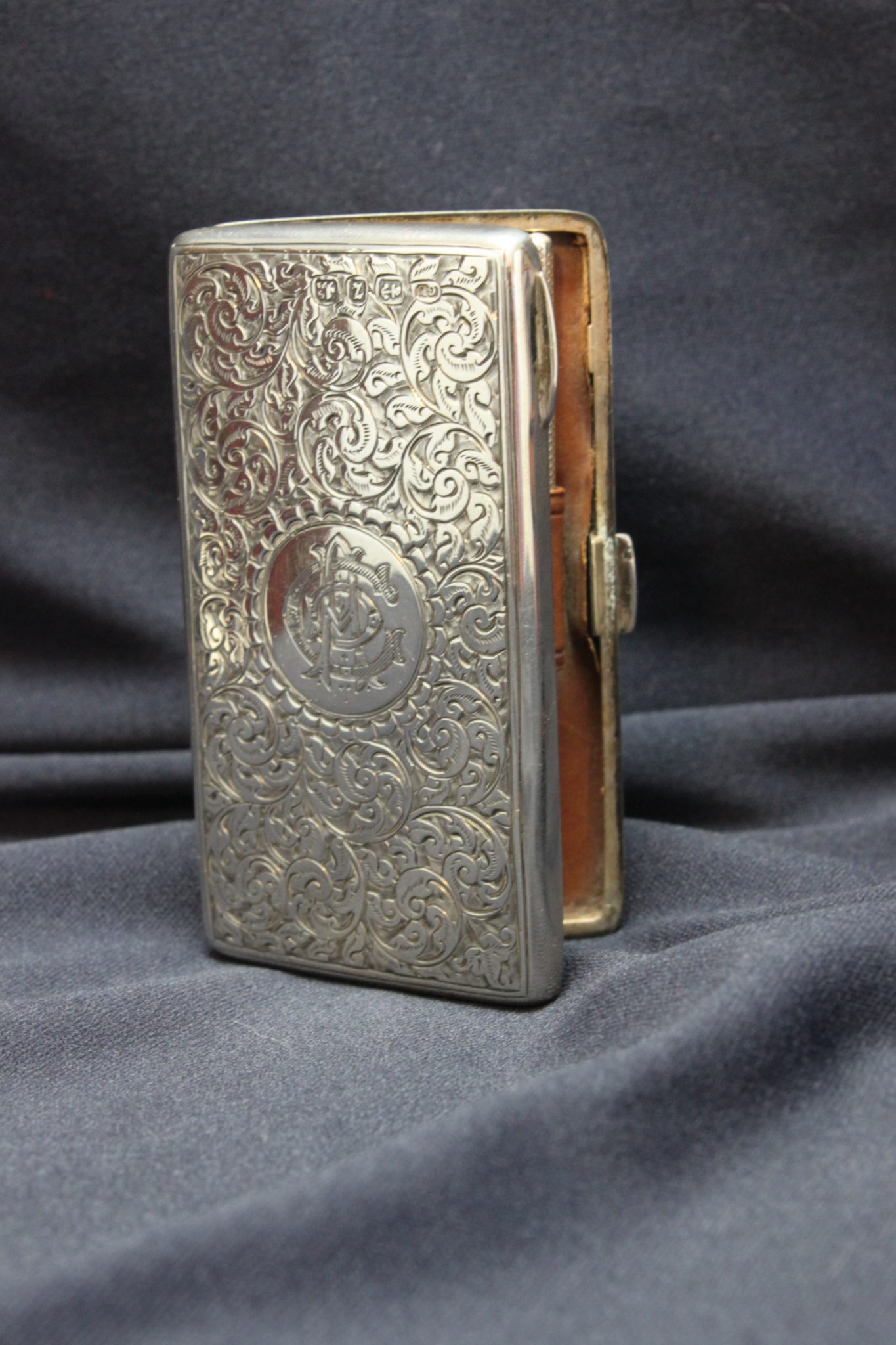 Sterling silver card case by George Unite Sterling silver card case by George Unite