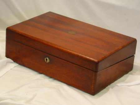Cedar ladies writing box Cedar ladies writing box