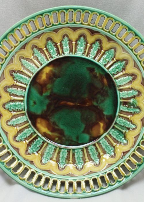 Wedgwood majolica comport Wedgwood majolica comport