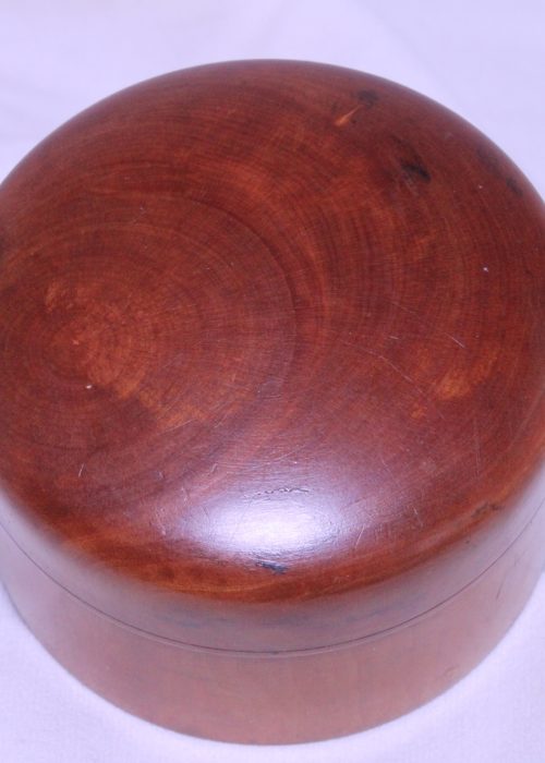Turned wooden powder box Turned wooden powder box