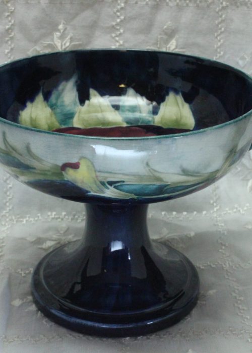 Moorcroft Pansy comport Moorcroft Pansy comport