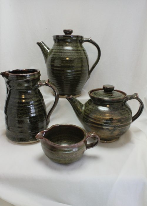 Harold Hughan 10 piece tea and coffee set Harold Hughan 10 piece tea and coffee set