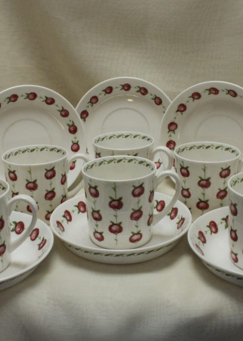 Susie Cooper set of 6 coffee cups & saucers Apple Gay pattern Susie Cooper set of 6 coffee cups & saucers Apple Gay pattern