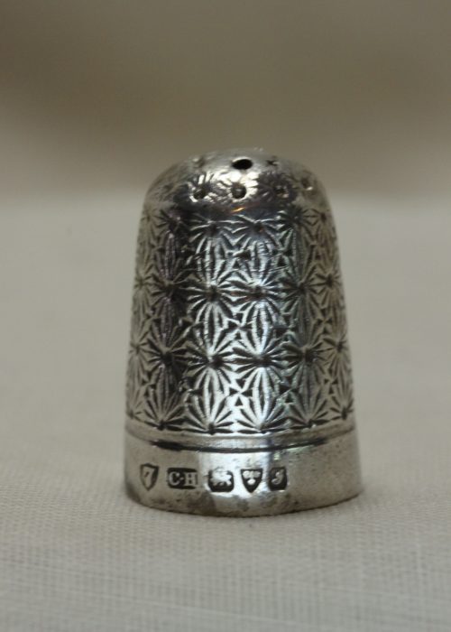 Sterling silver thimble by Charles Horner Chester 1909 Sterling silver thimble by Charles Horner Chester 1909