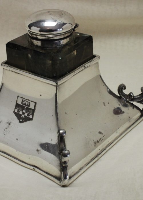 Inkwell with Sydney Grammar insignia Inkwell with Sydney Grammar insignia