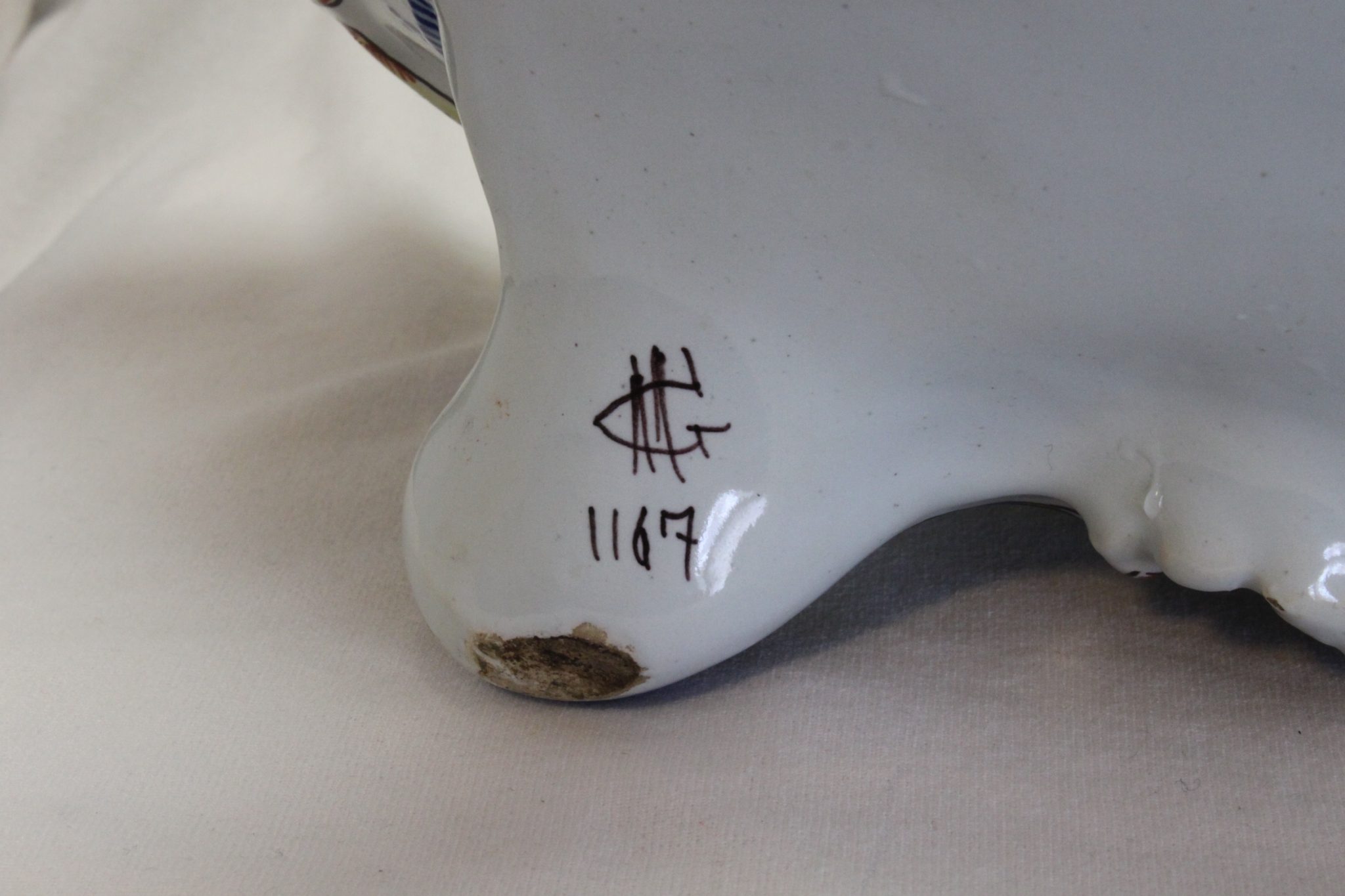 Hand painted Nevers faience jardiniere