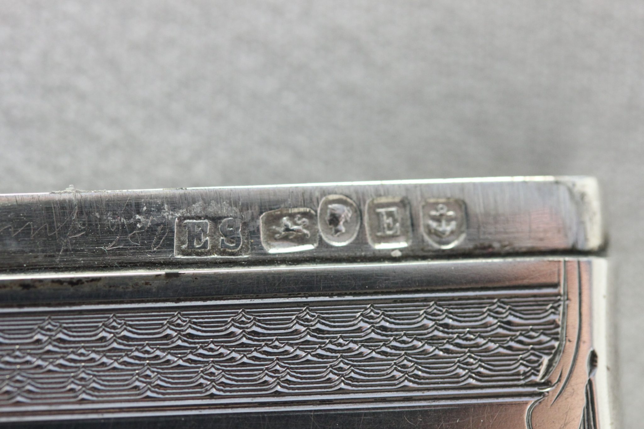 Sterling silver card case by Edward Smith of Birmingham