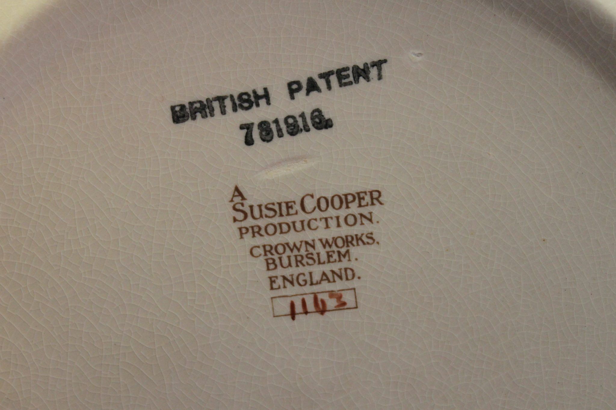 Susie Cooper Kestrel tureen pattern 1163
