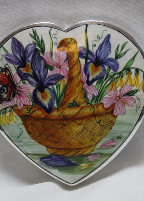 Enamelled sterling silver heart shaped trinket box