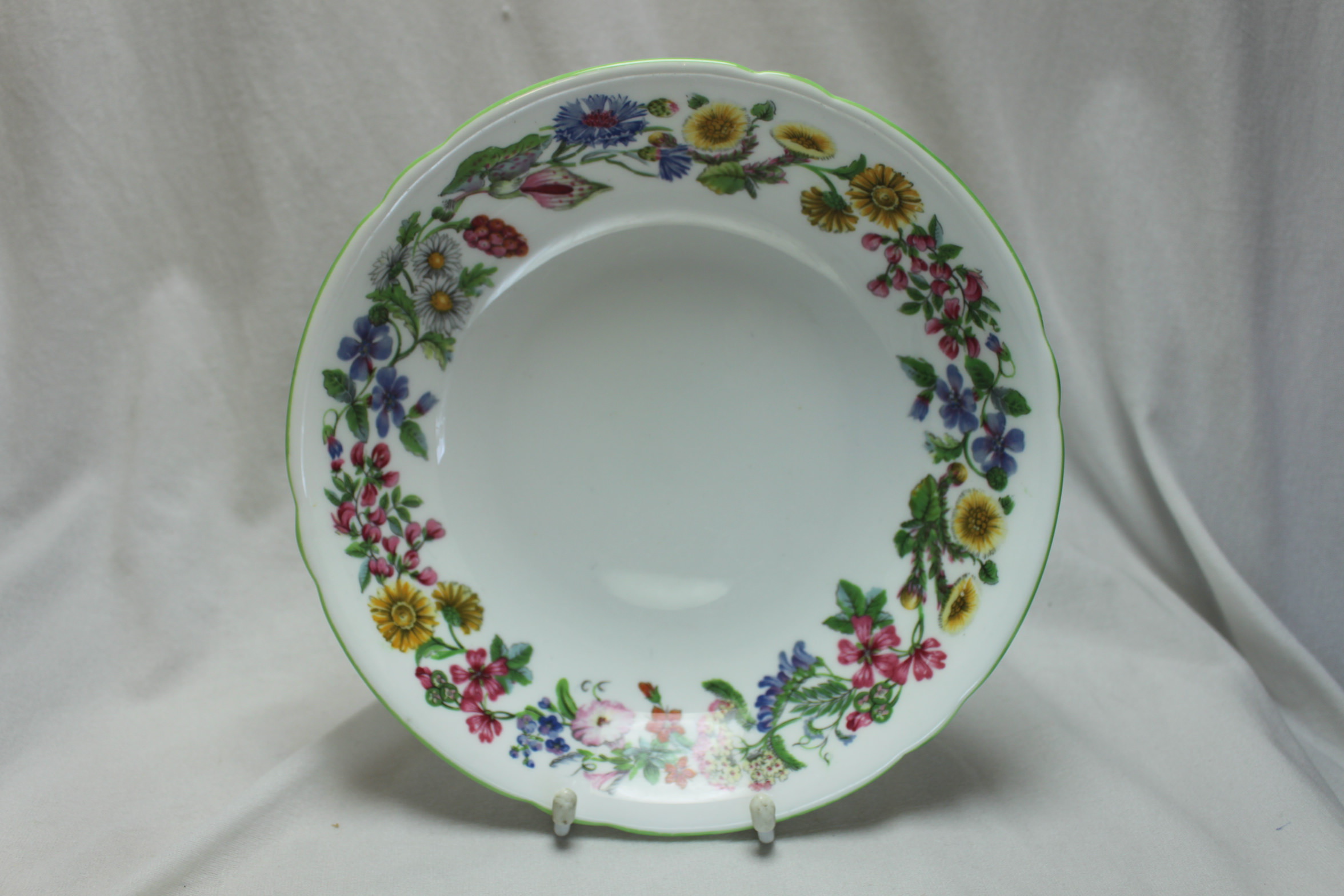 Shelley bowl Hedgerow pattern 13492