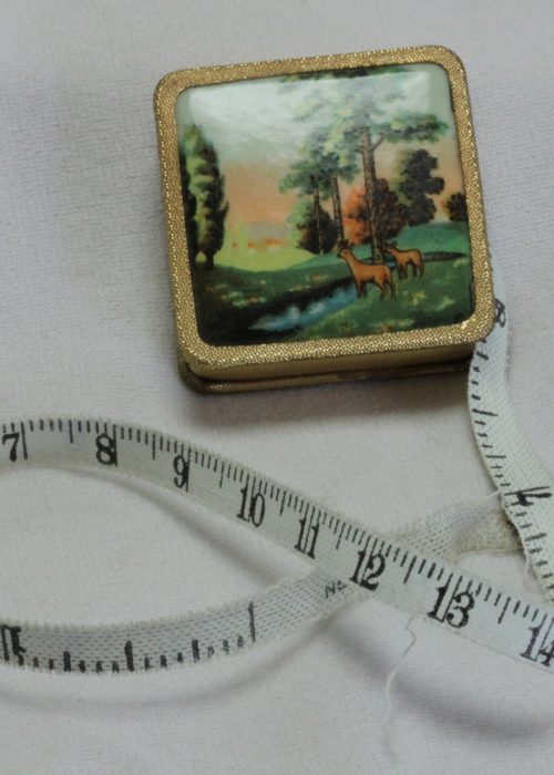 Novelty sewing tape measure China Rose Antiques