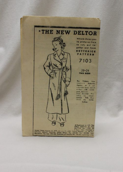 Butterick dressing gown pattern 7103 early 1920's