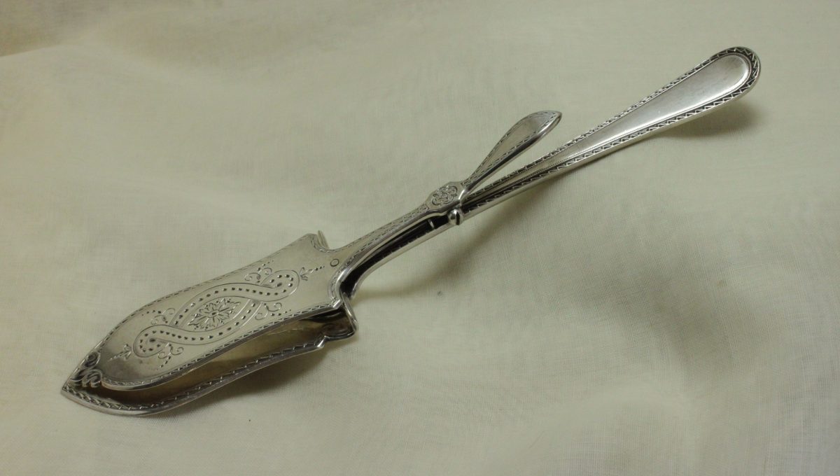 Elkington silver plated asparagus server